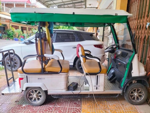 ឡានអាគុយ