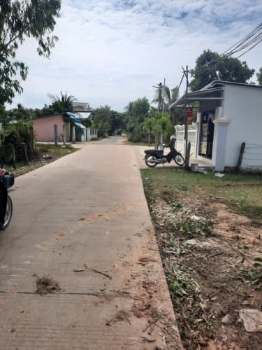 ដីលក់ ក្រុងស្វាយរៀង