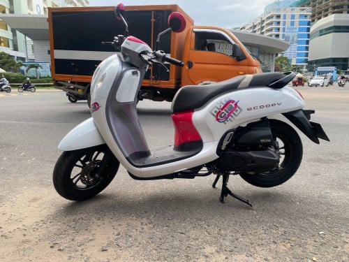 ម៉ូតូលក់