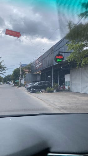 ផ្នែក ជាងជុសជុលឡានអឺរ៉ុបបន្ថែម ២នាក់