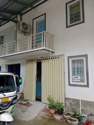 ផ្ទះលក់បន្ទាន់