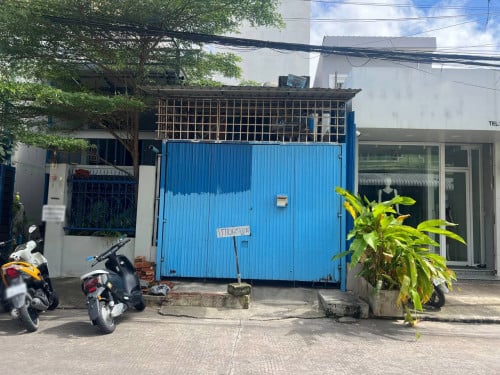 ផ្ទះ សម្រាប់ជួល នៅខាងក្រោយពេទ្យរុស្សី