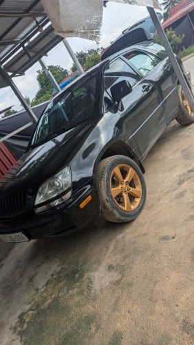 ឡានសម្រាប់លក់