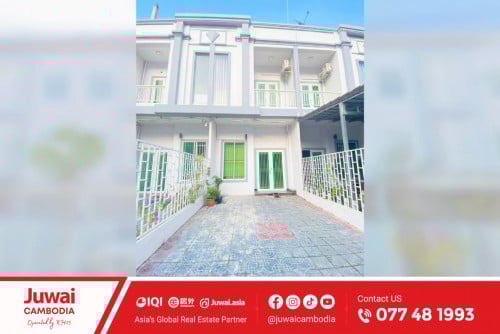 វីឡាកូនកាត់ លក់បន្ទាន់ជាប់ផ្លូវ 30ម៉ែត 077481993