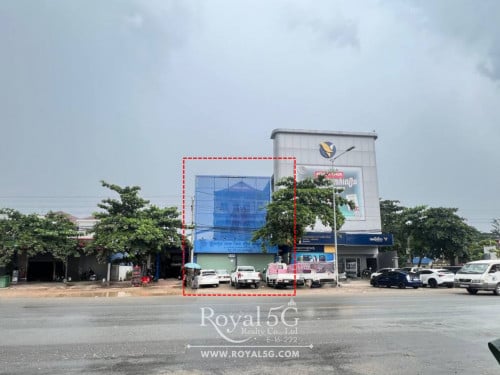 ផ្ទះសម្រាប់ជួល នៅចោមចៅ ផ្លូវជាតិលេខ4 នៅជិតពិភពថ្មីកំបូល