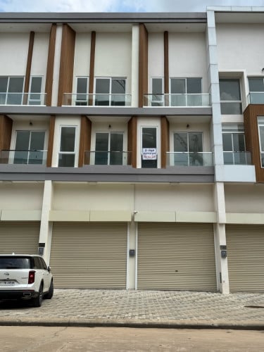 ផ្ទះអាជីវកម្មលក់បន្ទាន់លើផ្លូវជាតិ (បុរីអ័រគីដេរ Borey Orkide)