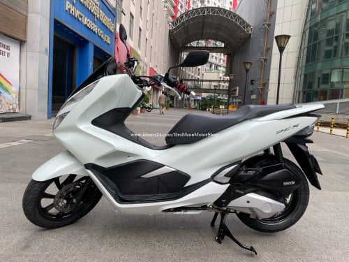 ម្ចាសដើម Honda pcx150cc 2018 សាណុំ