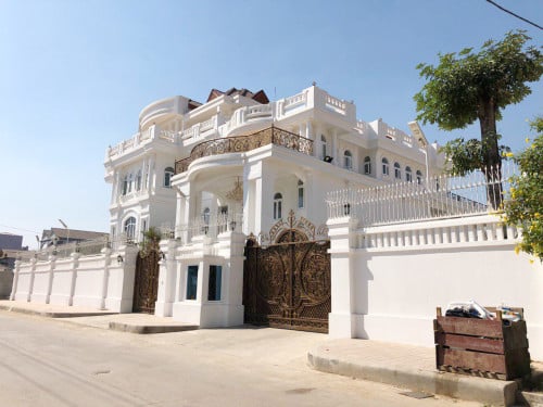 ភូមិគ្រឹះសម្រាប់ជួលនៅភ្នំពេញថ្មី | Villa for rent in Phnom Penh Tmei