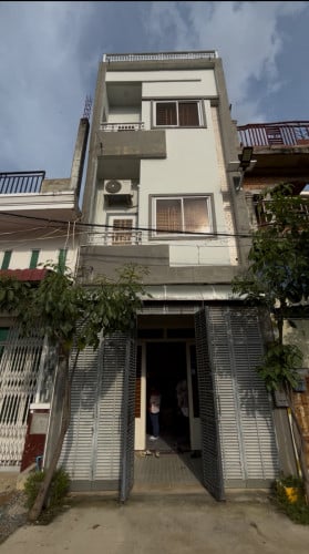 13មុឺន(ចរចា)មានអ្នកជួលស្រាប់ 300ជាង