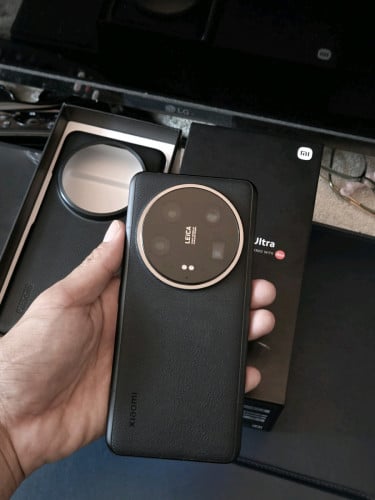 14 Ultra  Fullbox 99 លក់ដូរសេរី 15 Ultra