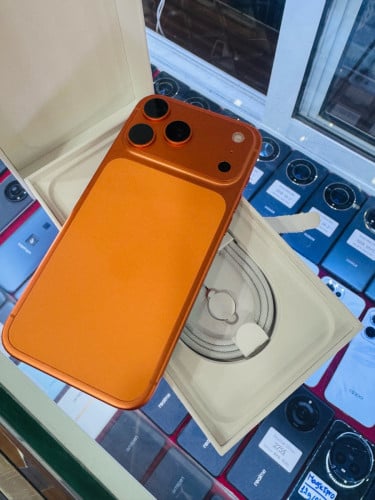 17Pro max 512 លក់អោយអ្នកប្រេីទិញចំនេញលក់តែ1500