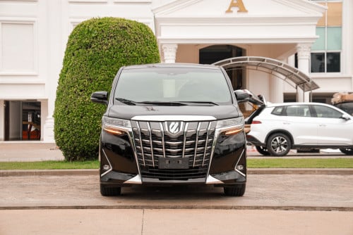 2018 V4 ឡានស្អាត