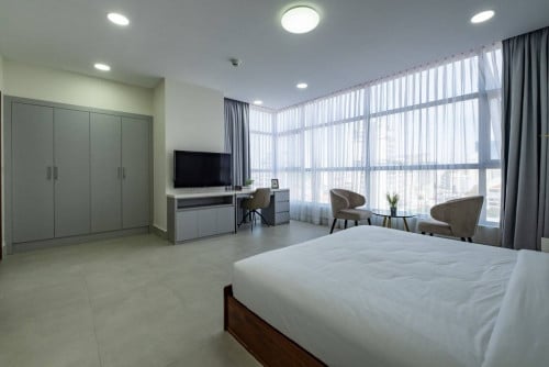 Bright and Spacious 1-Bedroom Apartment