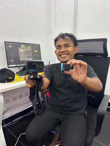 Go pro hero 10 ថ្ម2គ្រាប់ តម្លៃ180$