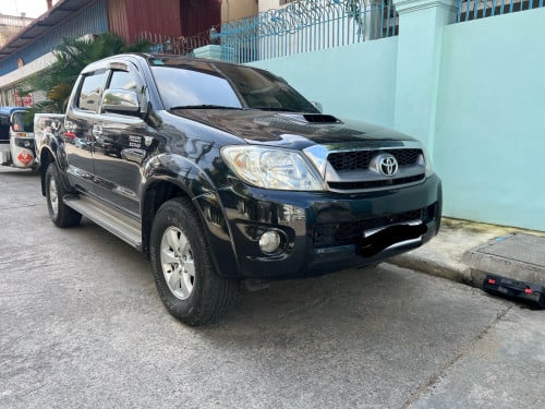 Hilux Vigo 2011 ឡានថ្មីណាស់