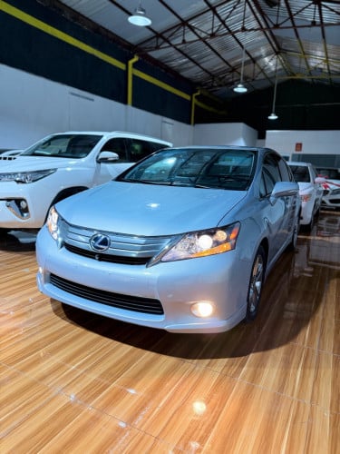 Lexus HS250h Full Premium 2010 ថ្នាំ​សុីន​មួយ​ជុំ​ សំបុក​ឃ្មុំ​សុីន