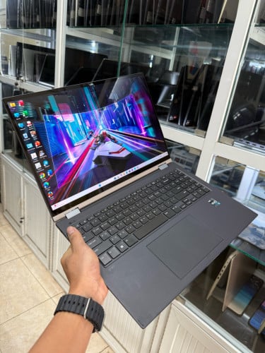 LG Gram 16 360 2024 (99%)