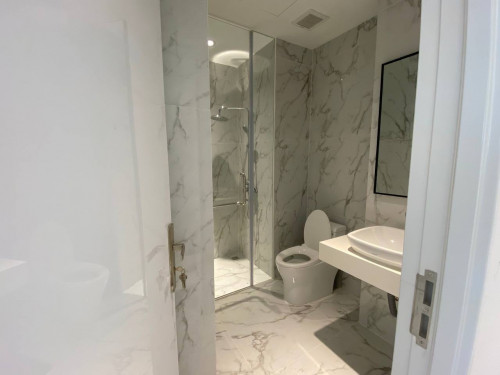 Modern 2 BR at J Tower 2