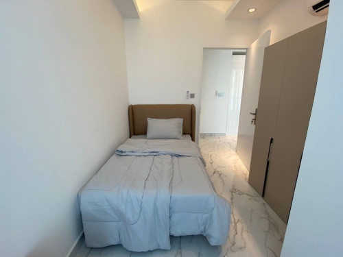 Modern 2 BR at J Tower 2