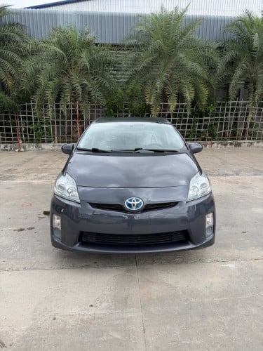 Prius 010 Option3 ឡានមូលអត់បុក100%
