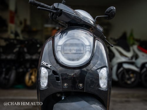 Scoopy025         95%