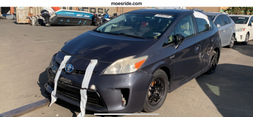 Sell Prius 2013 Solar 🐝សុីន​ឡាន​អត់​ច្រេះ​សាង15200$