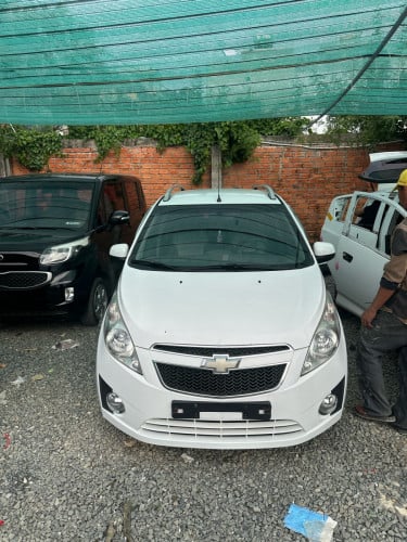 spark 2010ប្រភេទ មេ​ឡាន​តម្លៃ​សមរម្យ​ក្រដាស​ពន្ធ​ថ្មី​