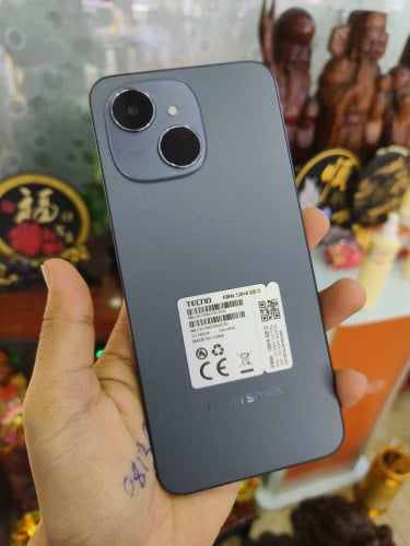 Spark40=80$  8GB+128GB អីវ៉ាន់ក្រុមហ៊ុននៅធានា 12 ខែកន្លះ