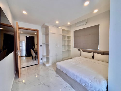 Unit 2 bedrooms Corner is available for rent at TV-Tower1 on 26th Floor (Negotiate Price)