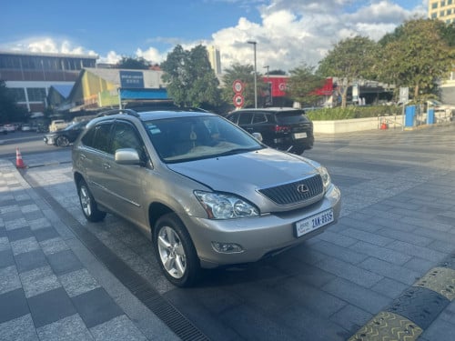 ឡានលកប្រញាប់លុយ