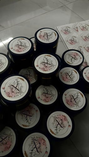 ឡេបំប៉នស្បែកភ្លឺថ្លា