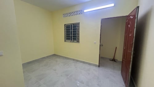 មានកន្លែងដាក់ម៉ូតូ