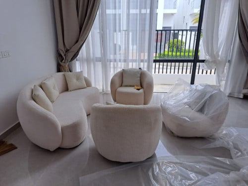 ផ្ទះលក់ឬជួល ក្រោមទីផ្សារ