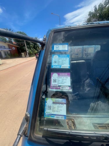 ឡាន 1,25តោន 3000$ ចារចារ