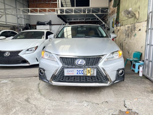 ឡានលក់​ LEXUS CT200h  012  ឈ្មោះ​ម្ចាស់​ដើម​  ឯកសារគ្រប់
