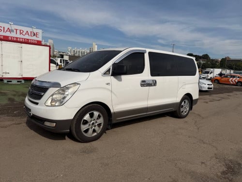 2014 Starex VGT full option