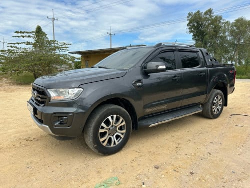 Ford Wildtrak 2019 ម៉ាស៊ីន 3.2L ហ្សុីន១ជុំ ម្ចាស់ដើមទី១
