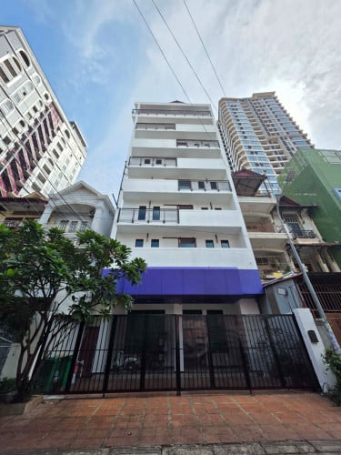 Hotel Building for rent & Sale in Urgent