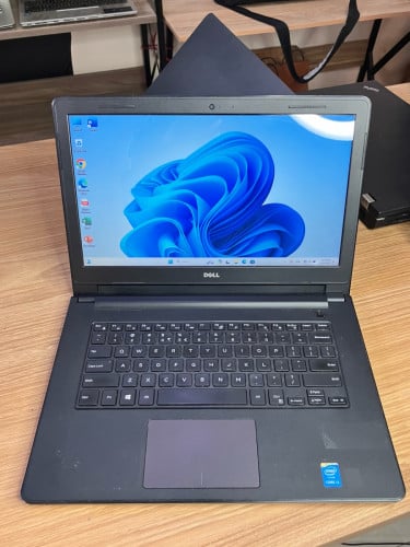 Inspiron 3458 / i3-4005U / RAM 8GB / SSD 128GB / battery 🔋 2hour