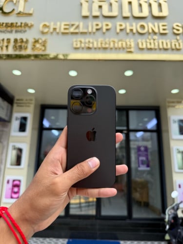 iPhone 16 pro code LL/A 256g