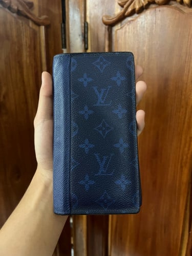 Louis Vuitton Louis Vuitton Brazza WalletNavy Blue