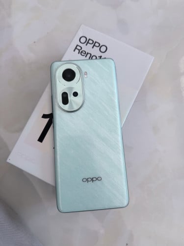 Oppo Reno 11 5G នៅស្អាត លក់ 190$