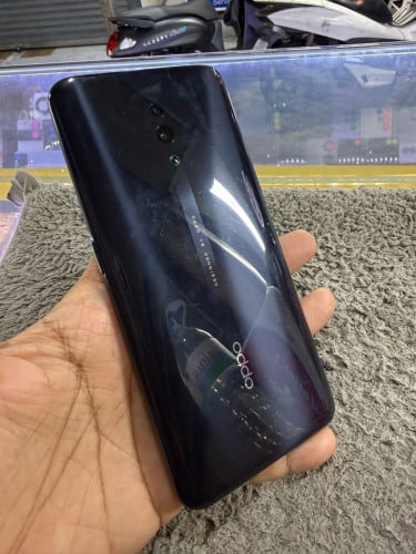 Oppo Reno2 Memory256G 97% ក្រុមហ៊ុនសុីមពីរ មានឆ្នាំងសាក