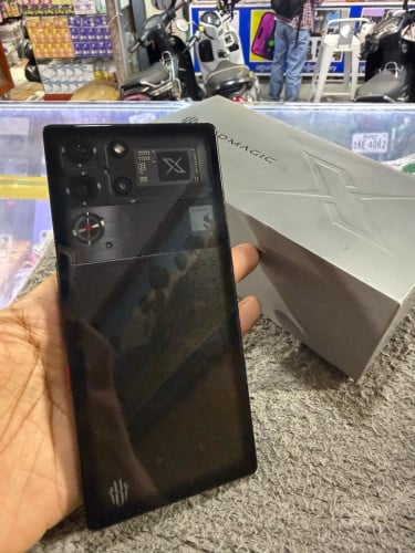 Redmagic 10Pro Ram16G Memory512G Global Sim2 មានប្រអប់ឆ្នាំងសាក