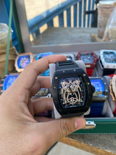 Richard Mille ខ្មៅ
