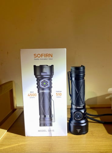 Sofirn SR15