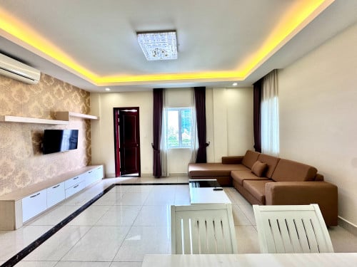 Spacious 1BR Service Apt For Rent- Chomkarmon Area