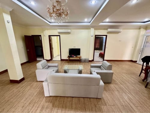 Toul Sleng | 3 bedrooms house for rent in BKK3 area