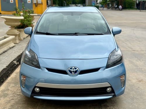 TOYOTA PRIUS 012 Option Plug-in hybrid