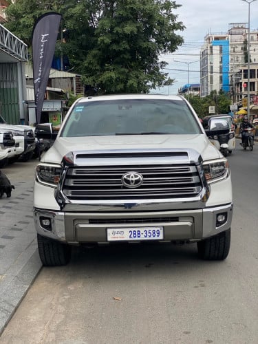Toyota Tundra ឆ្នាំ2018 *1794* Full option ម្ចាស់ដើម